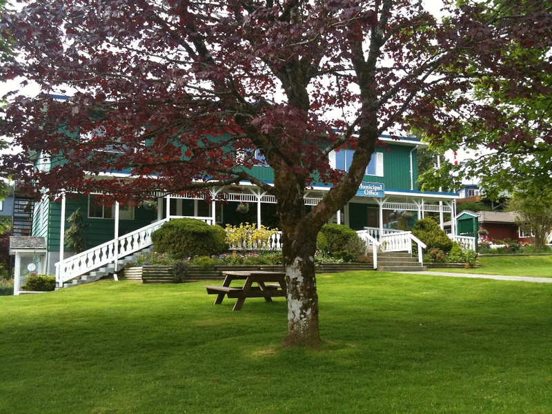 Ucluelet District Office - External